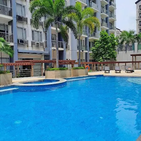 Two Palm Tree Villas Newport 1 Pasay
